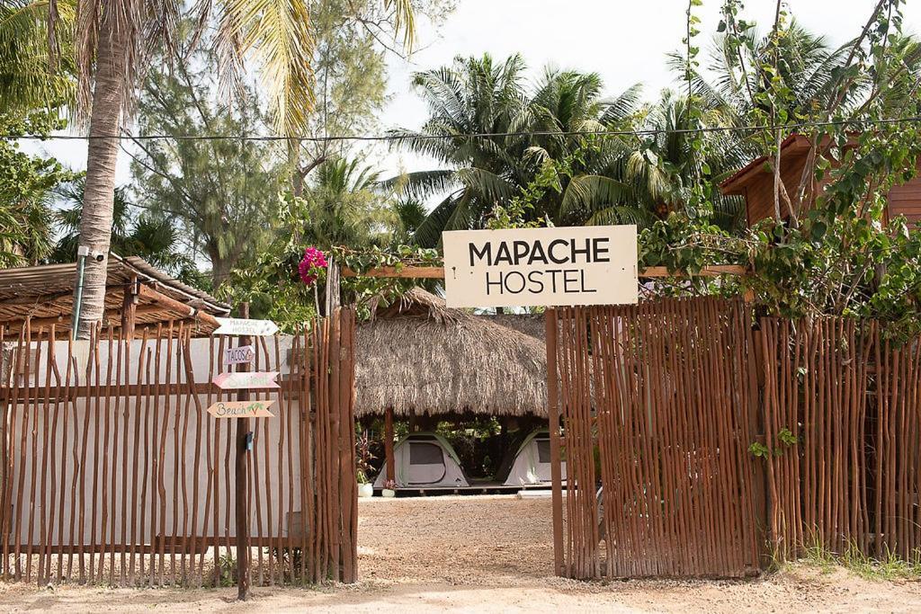Mapache Hostel & Camping Остров Холбокс Экстерьер фото